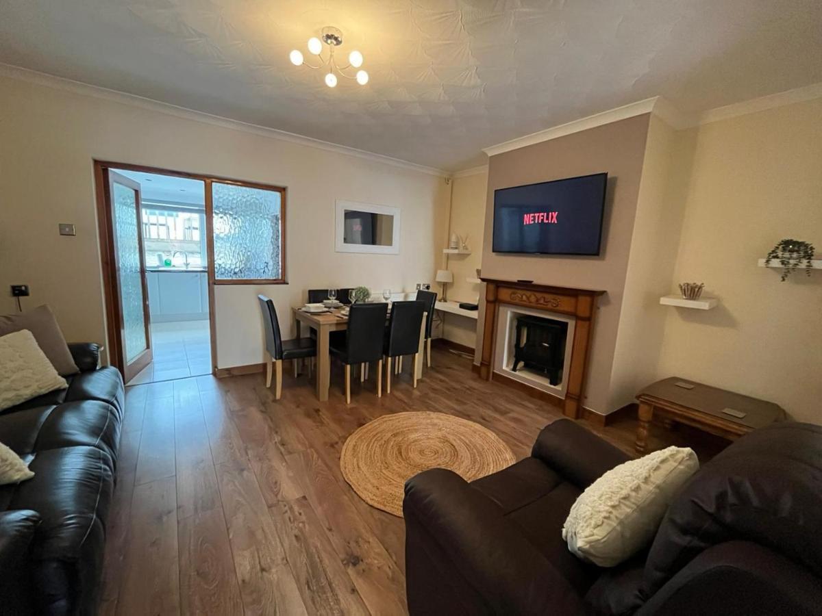 Access To Private Gym Room, 3 Bedrooms, Close To The City Swansea Esterno foto