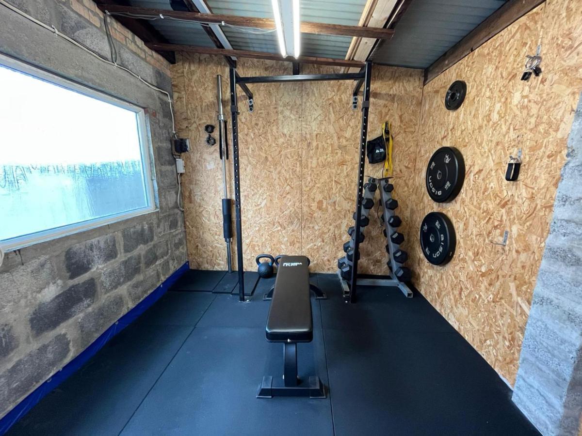 Access To Private Gym Room, 3 Bedrooms, Close To The City Swansea Esterno foto
